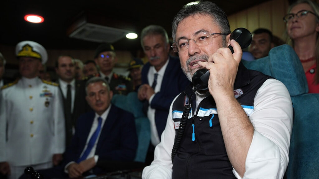 Av yasağı sona erdi: Balıkçılar denize açıldı