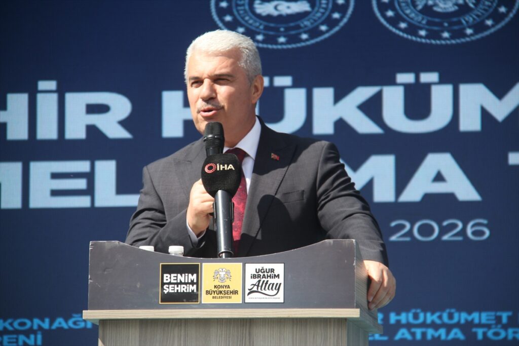 Beyşehir’de 220 milyon liralık turizm projesi açıldı, hükümet konağına temel atıldı
